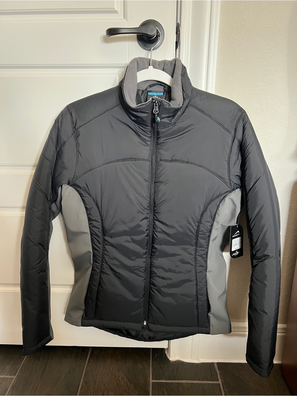 NWT Women’s Black & Gray Insulated Jacket